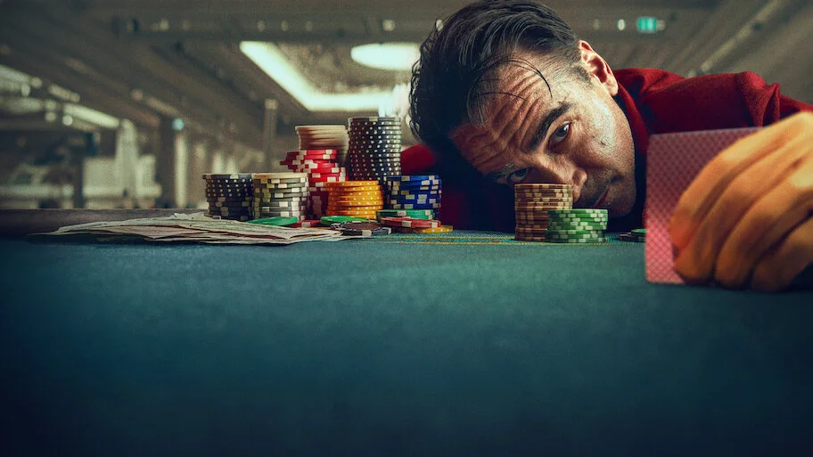 Panel de cashback y rakeback con barras de progreso y límites de devolución